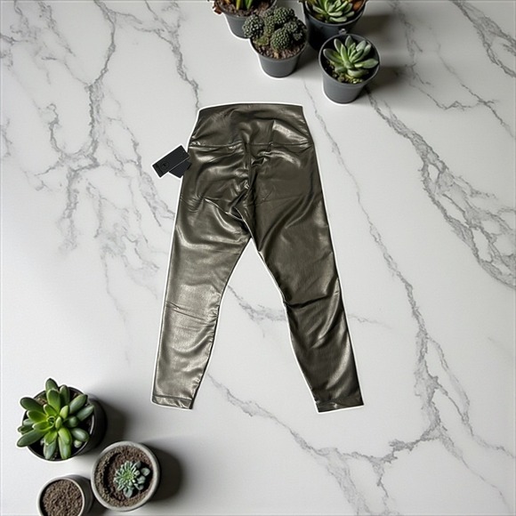 90 Degree by Reflex Women's Leatherette Super Hi Rise Ankle Length Leggings‎ XL - Picture 2 of 6